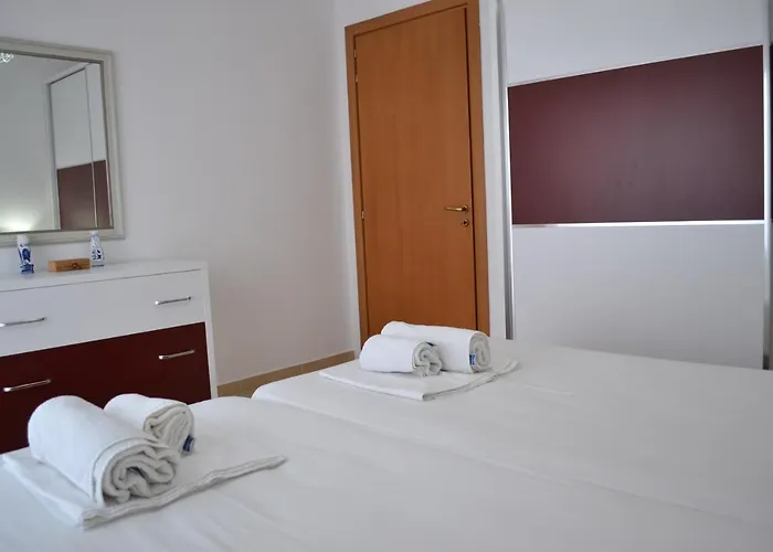 Seaview Penthouse 2 Bedrooms & Private Garage Appartamento Vlorë